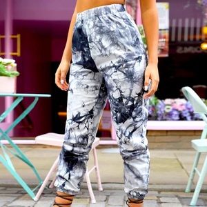 Elastic waist tie dye pants